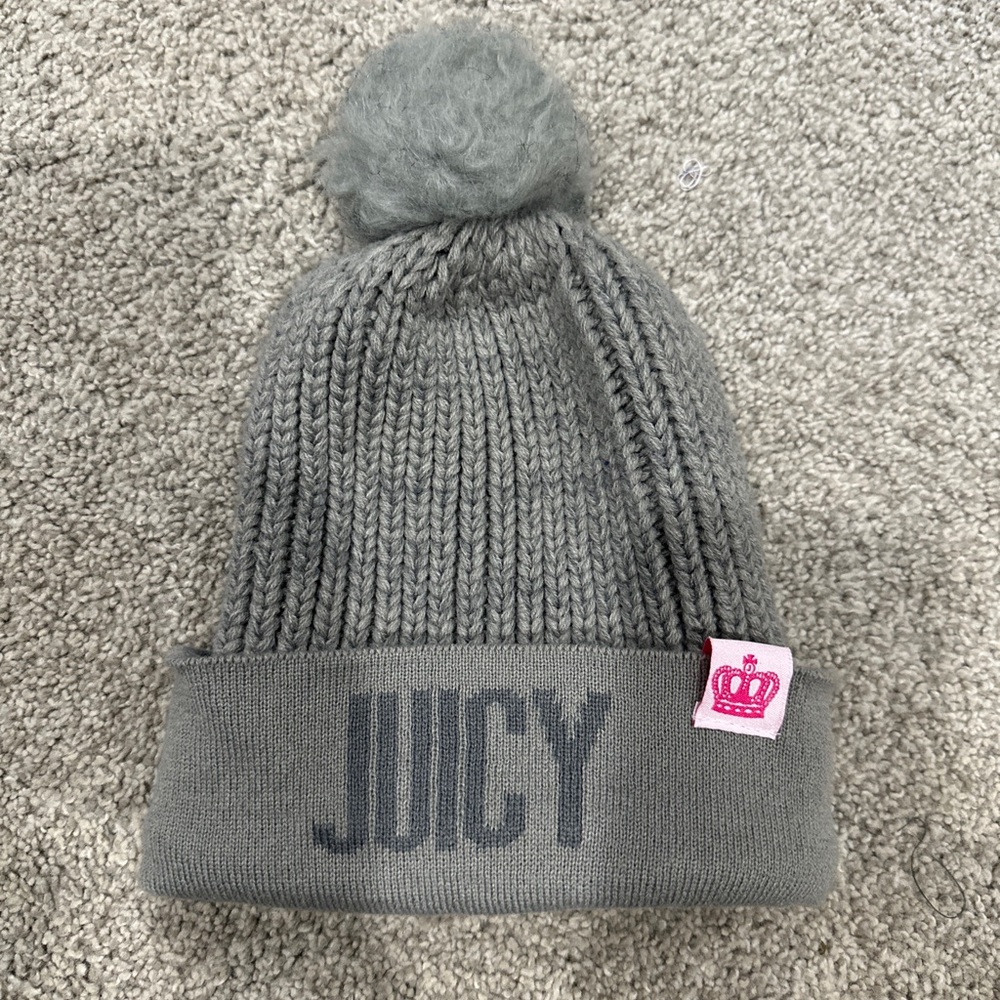 Juicy Couture Knit Cap Pom Beanie Hat Gray‎ Adult Size
